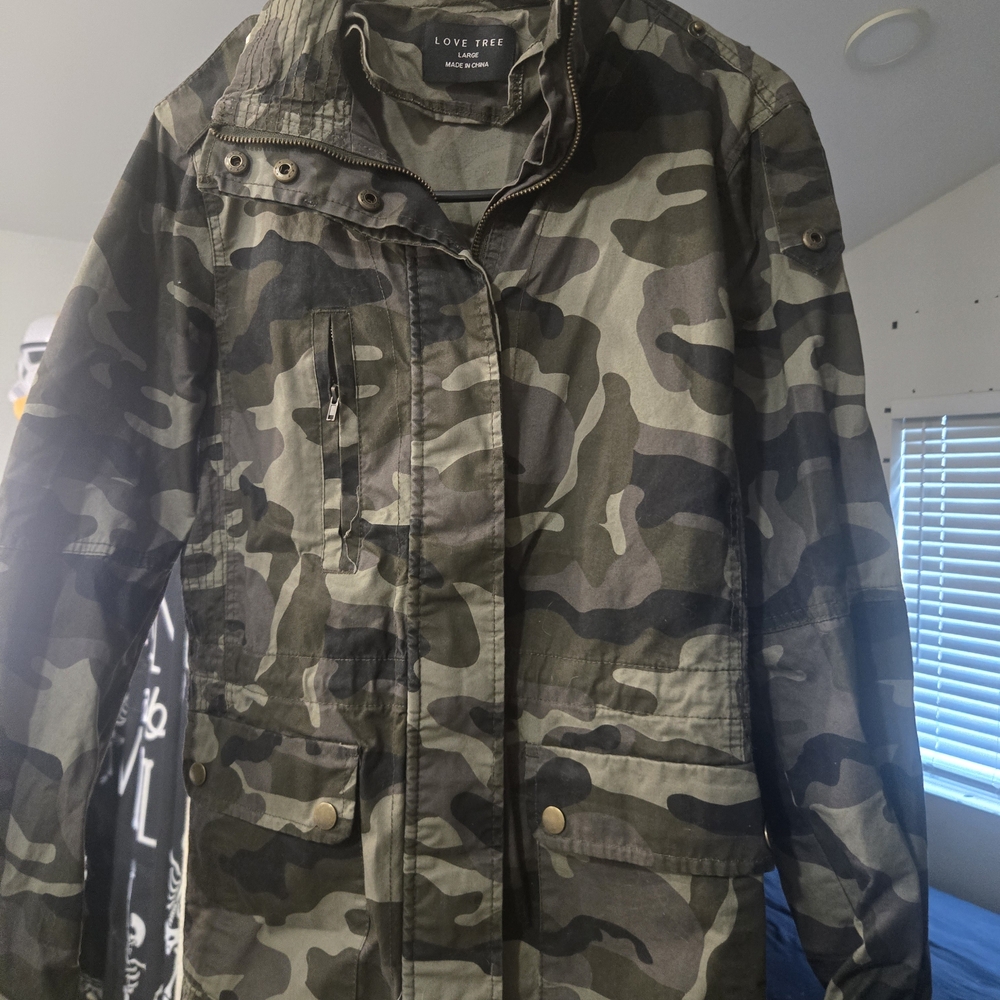 Love Tree Green Camouflage Parka